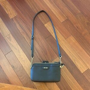 Black gently used Nine West crossbody.
